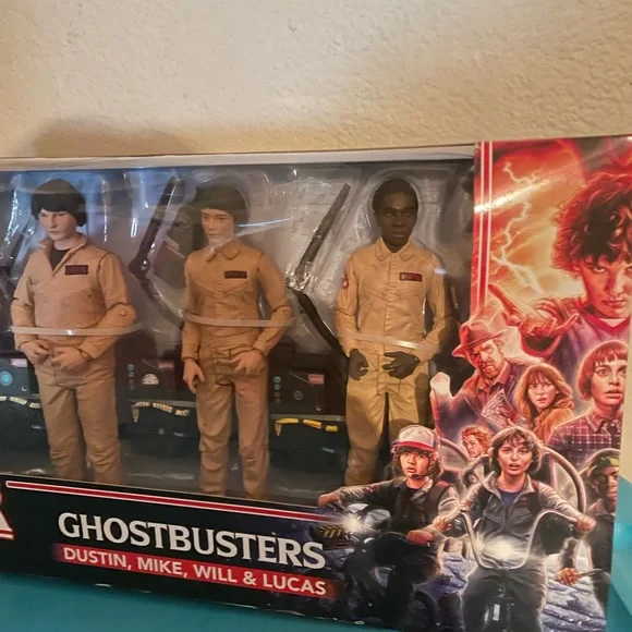 Stranger things ghostbusters McFarlane toys